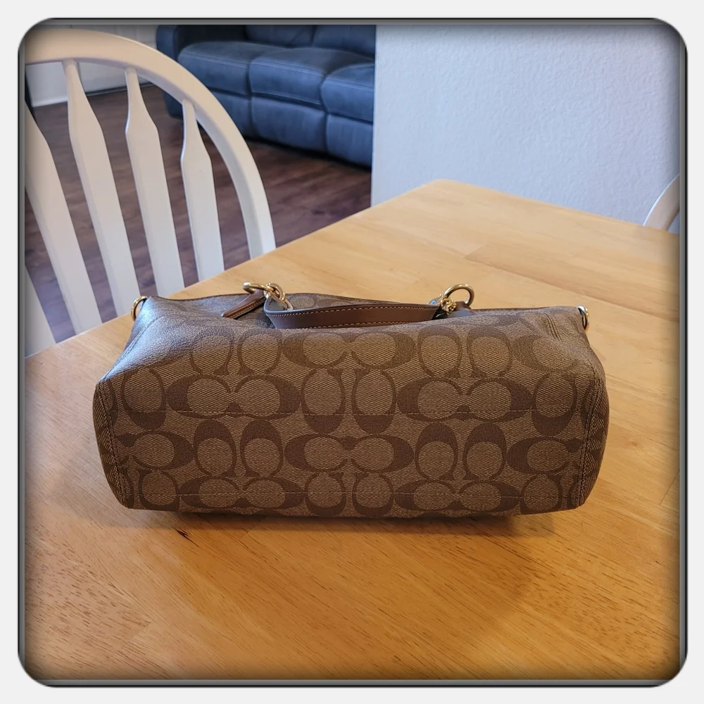 EUC Coach Khaki Small Kelsey Satchel